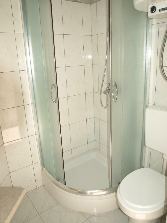 Apartment Halugica Kali Eksteriør bilde